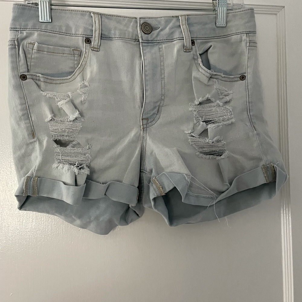 Light wash shorts